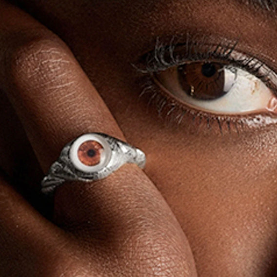 Lover’s Eye: La storia segreta dei gioielli che custodivano l'amore
