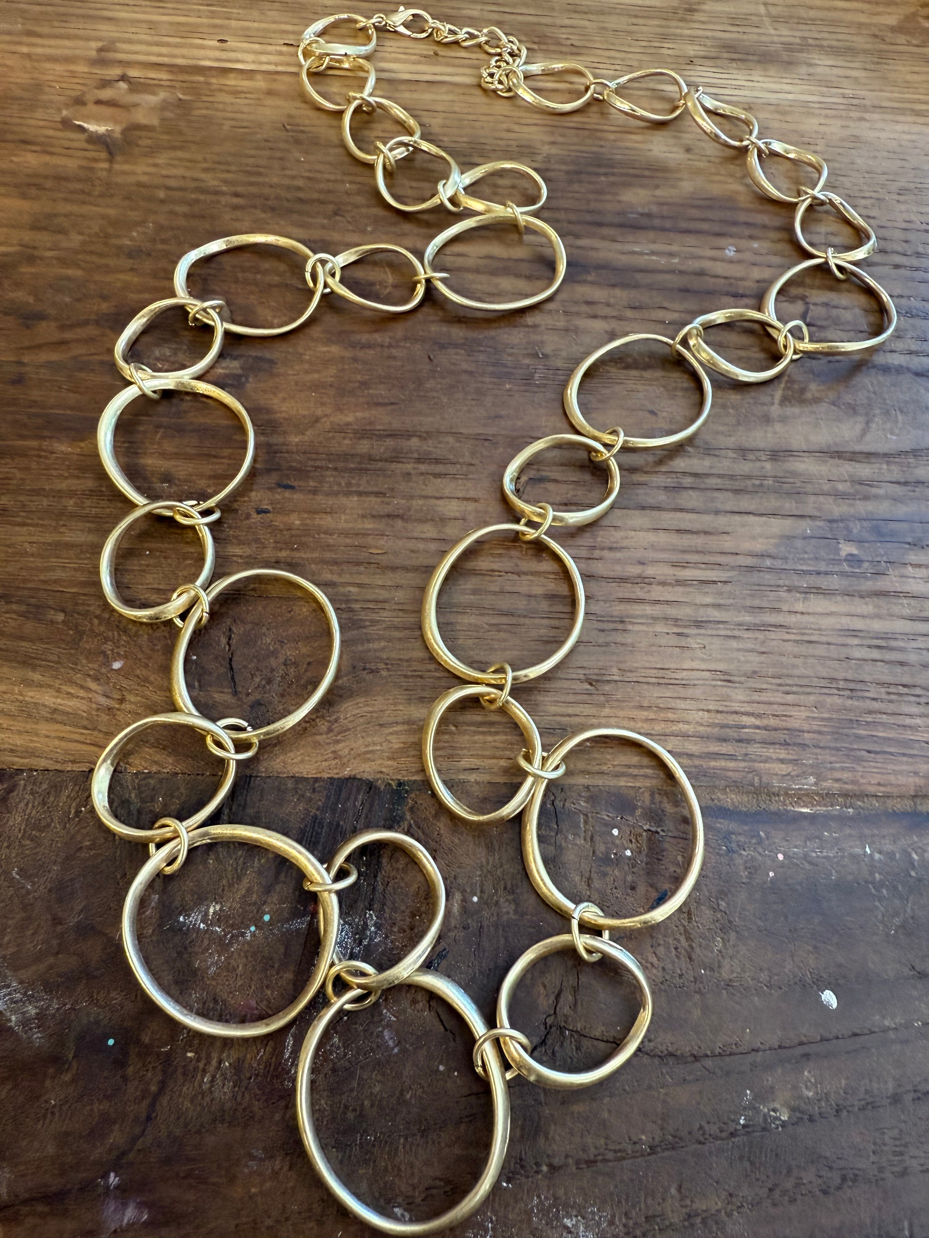 LONG CHAIN