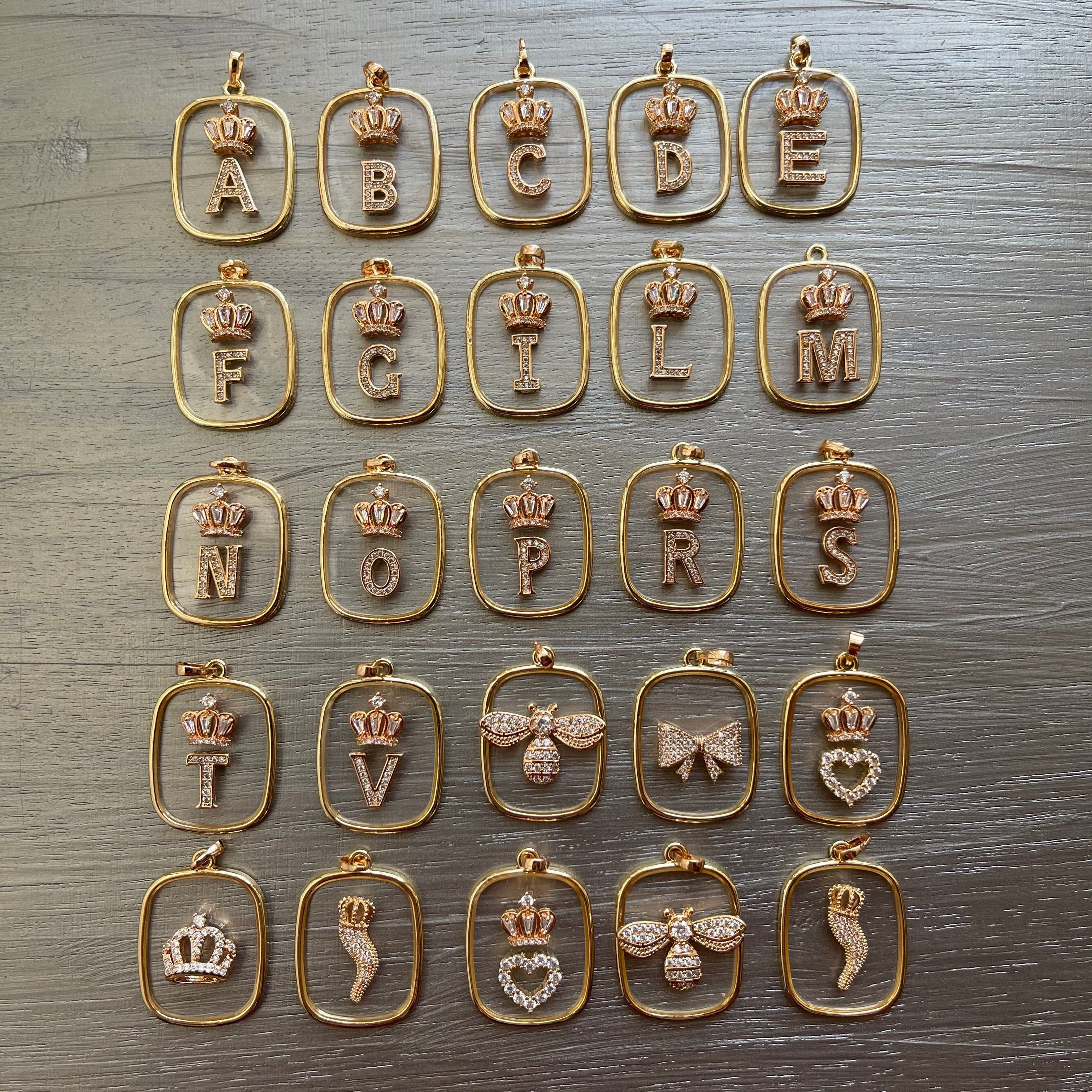 COLLANA CON PIASTRINA TRASPARENTE LETTERA/NUMERO