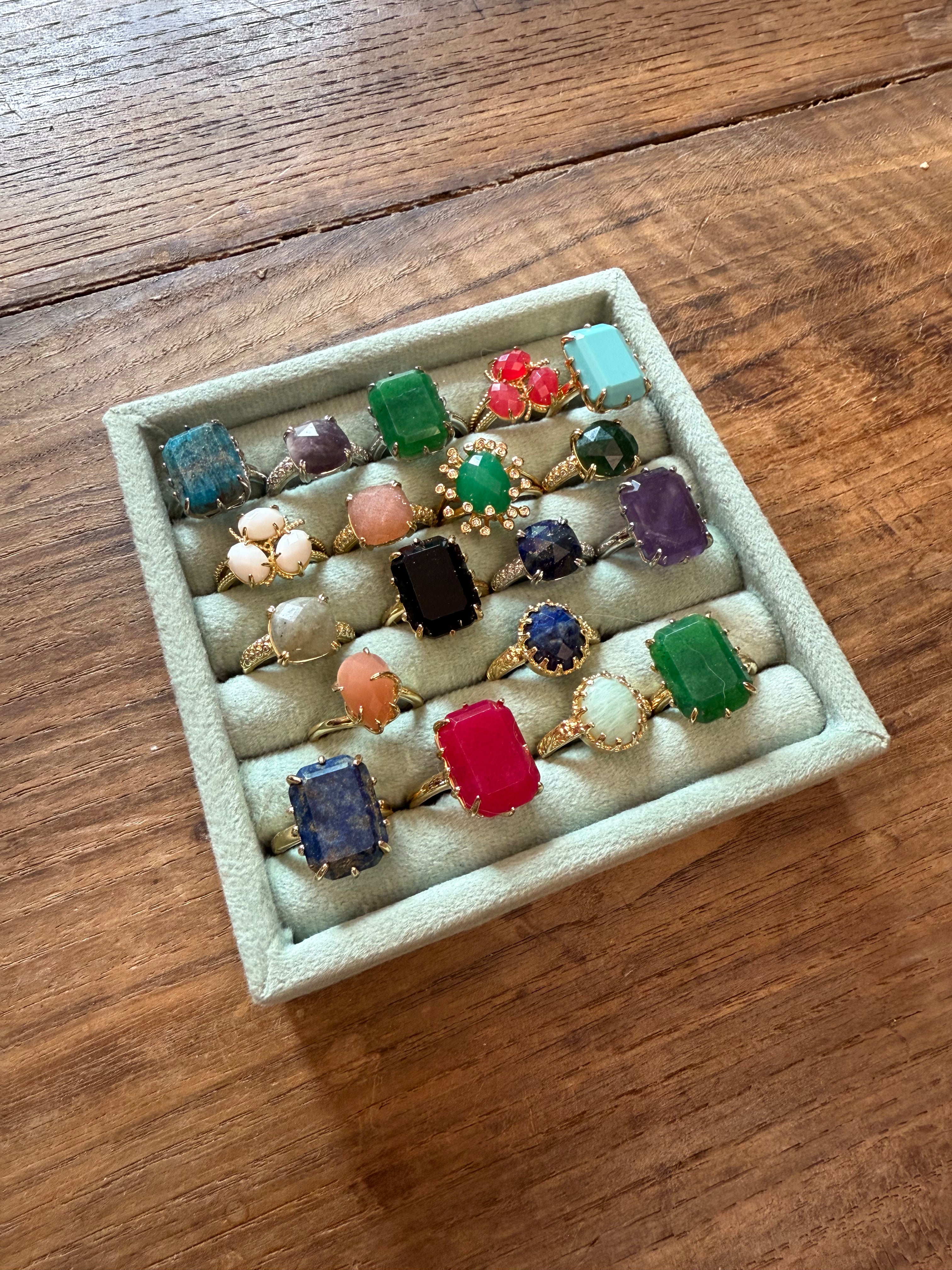 Anello in Pietra Dura