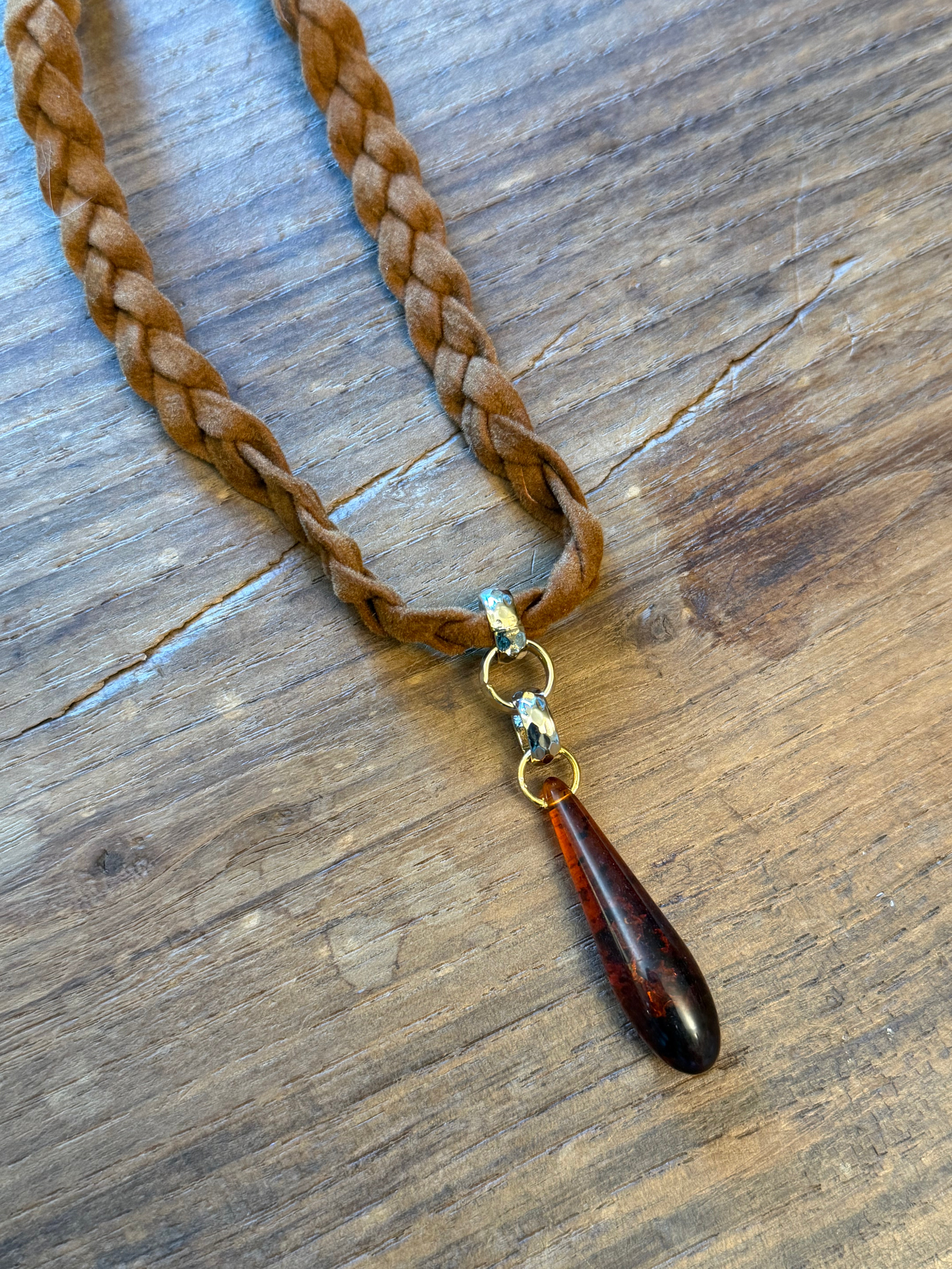 CHOKER DROP