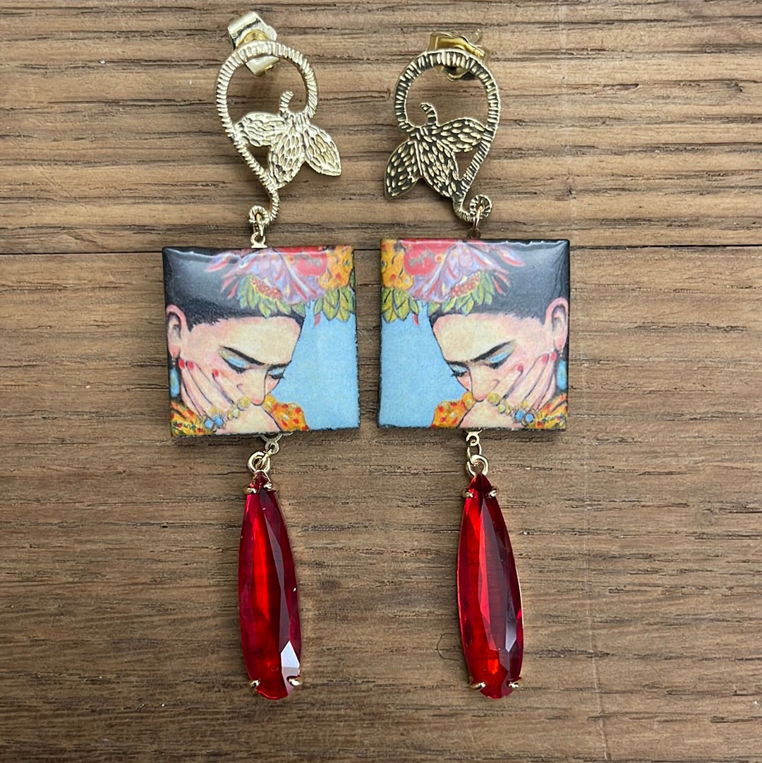 FRIDA IN BOCCIOLO