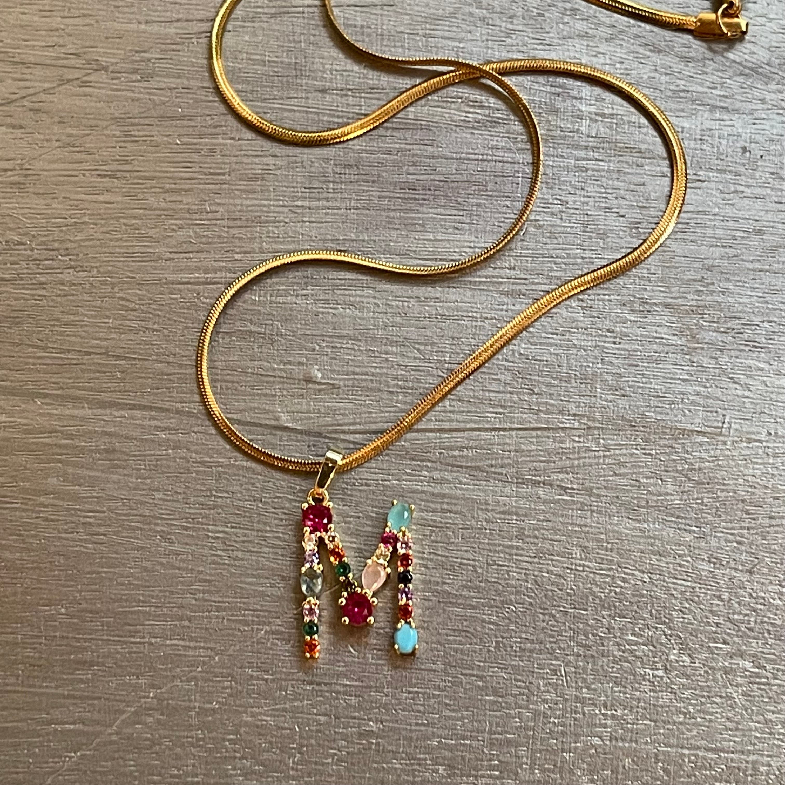 COLLANA LETTERE COLORATE