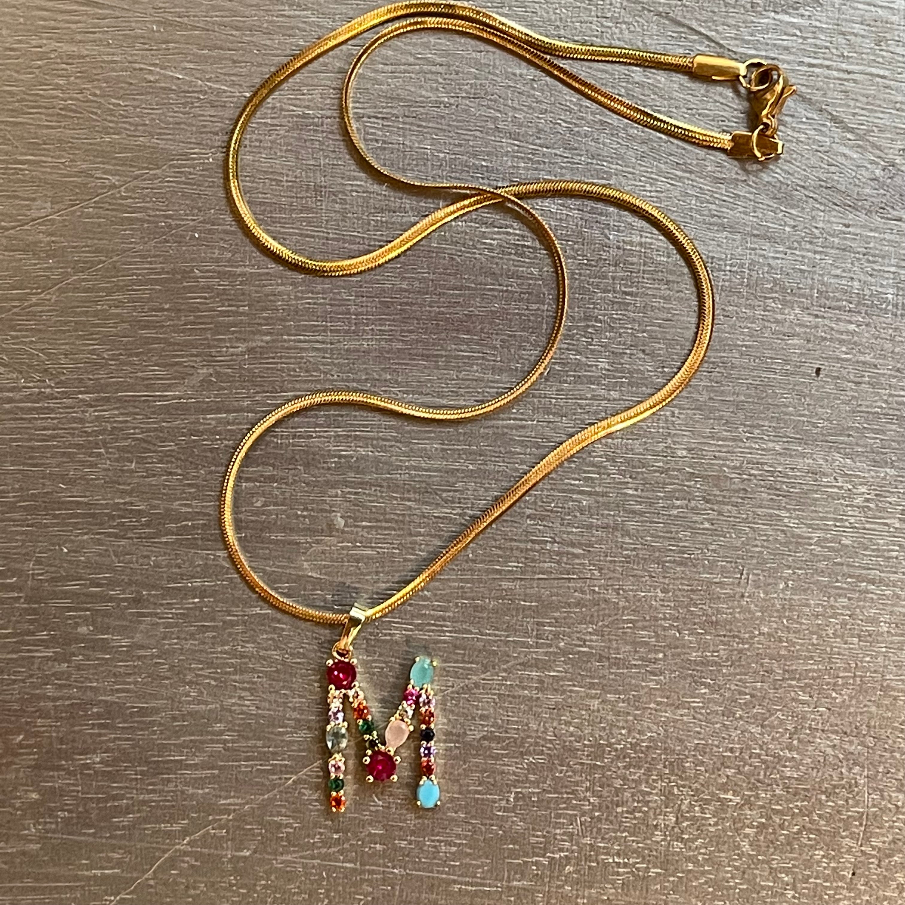 COLLANA LETTERE COLORATE
