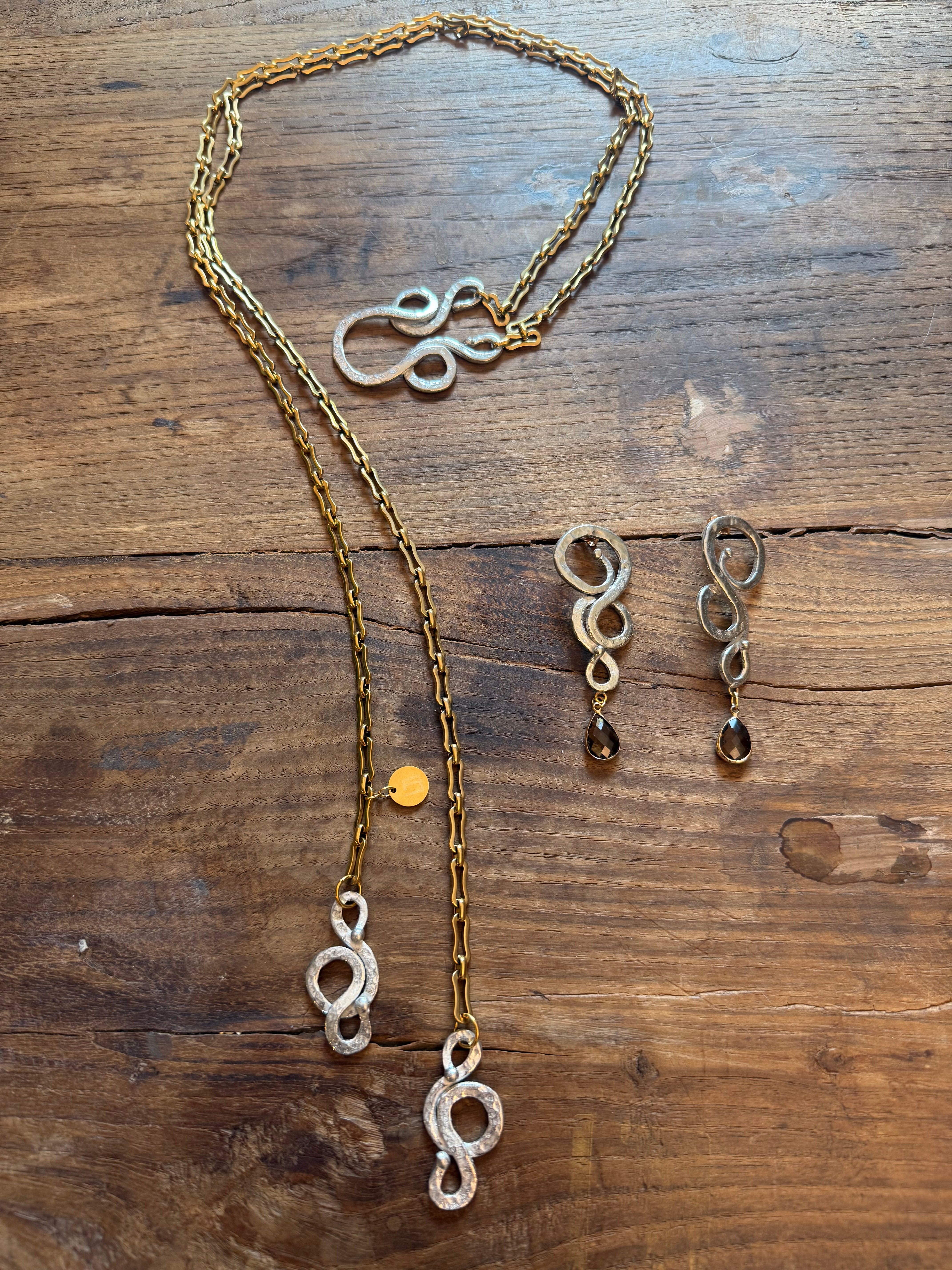VOLTEGGIO COLLANA A CAPPIO