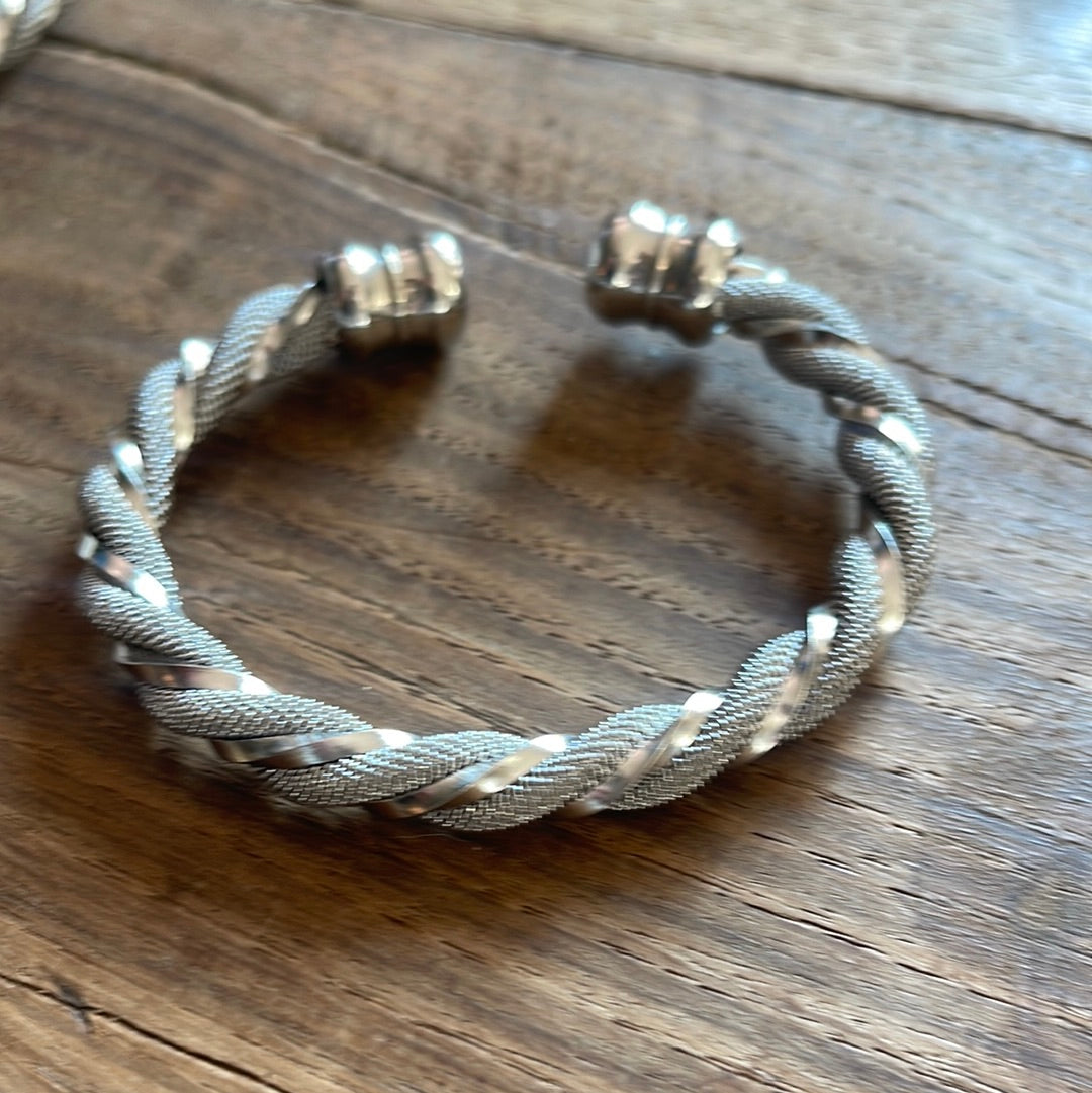 BRAZALETE DE PLATA