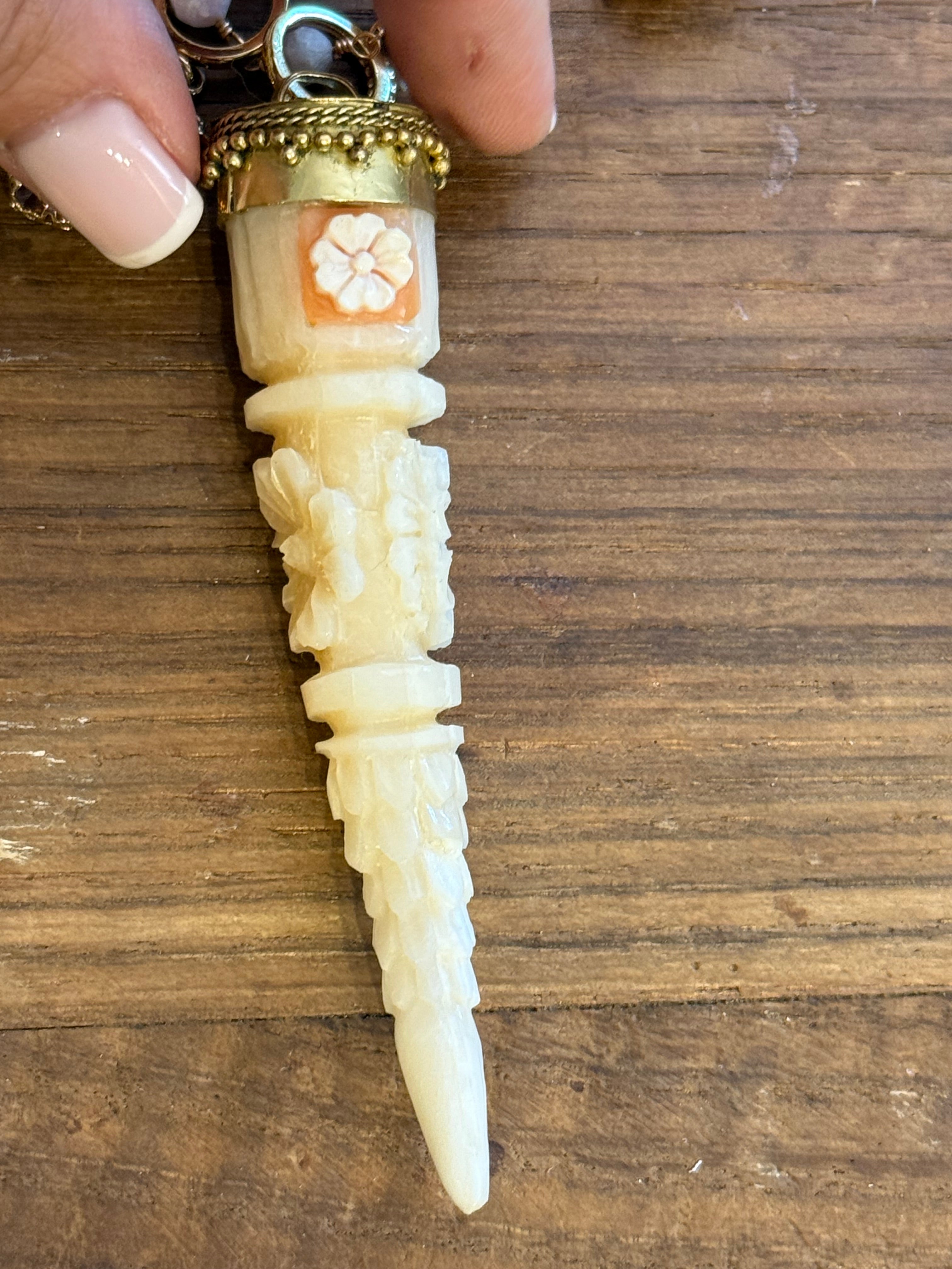 CORNO CAMMEO INCISO