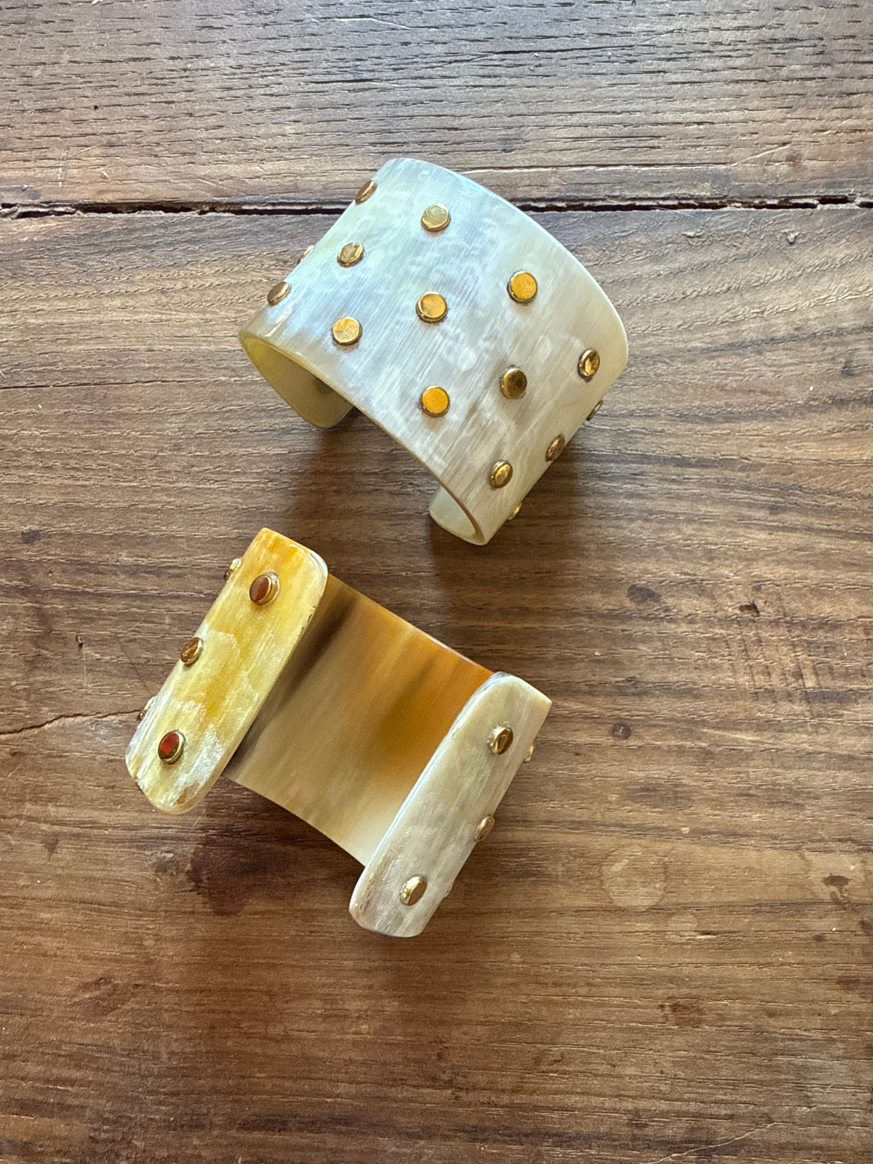 WHITE STELLAR BORCHIATINO
