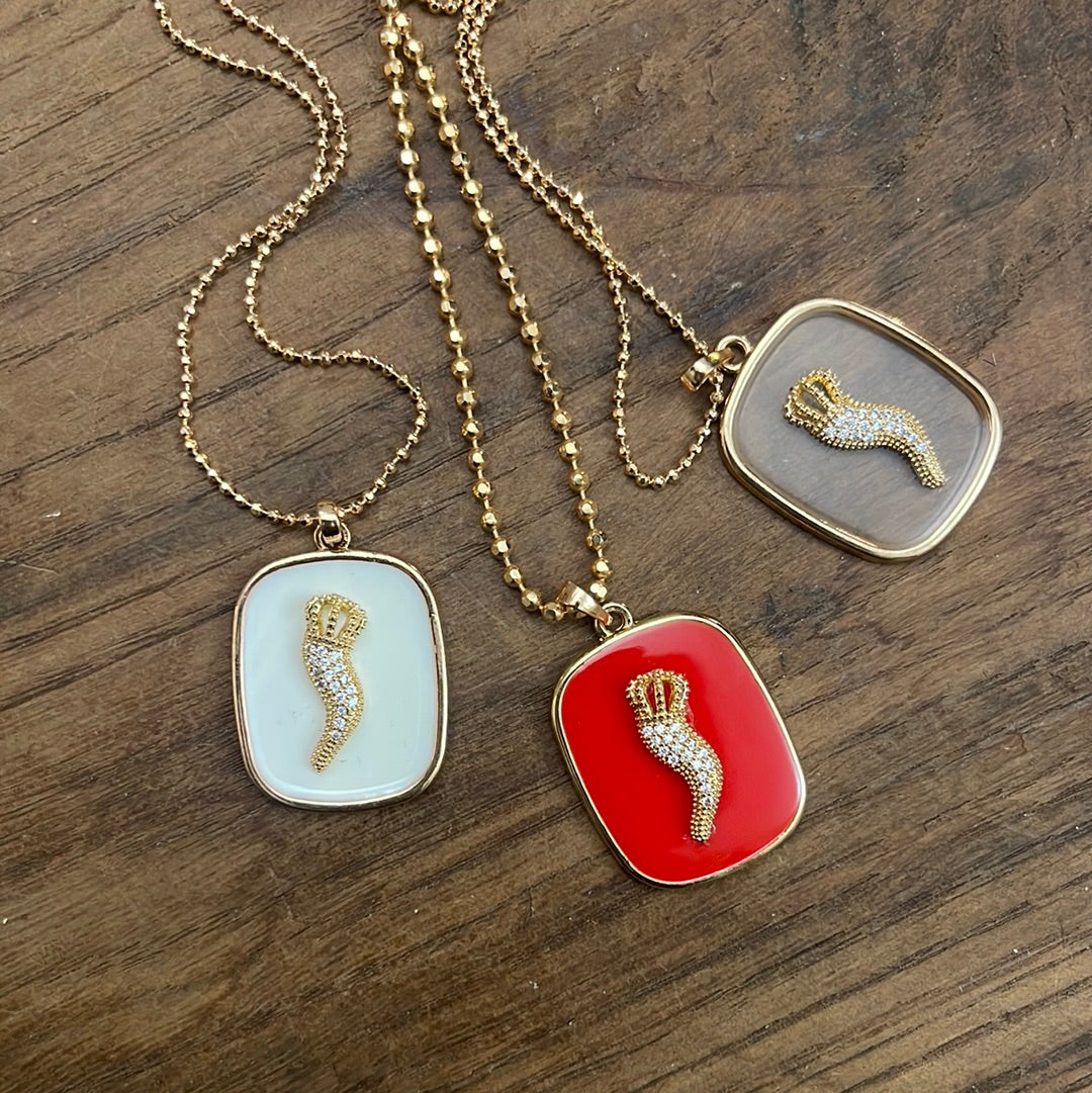 COLLANA PIASTRINA ROSSA PORTAFORTUNA