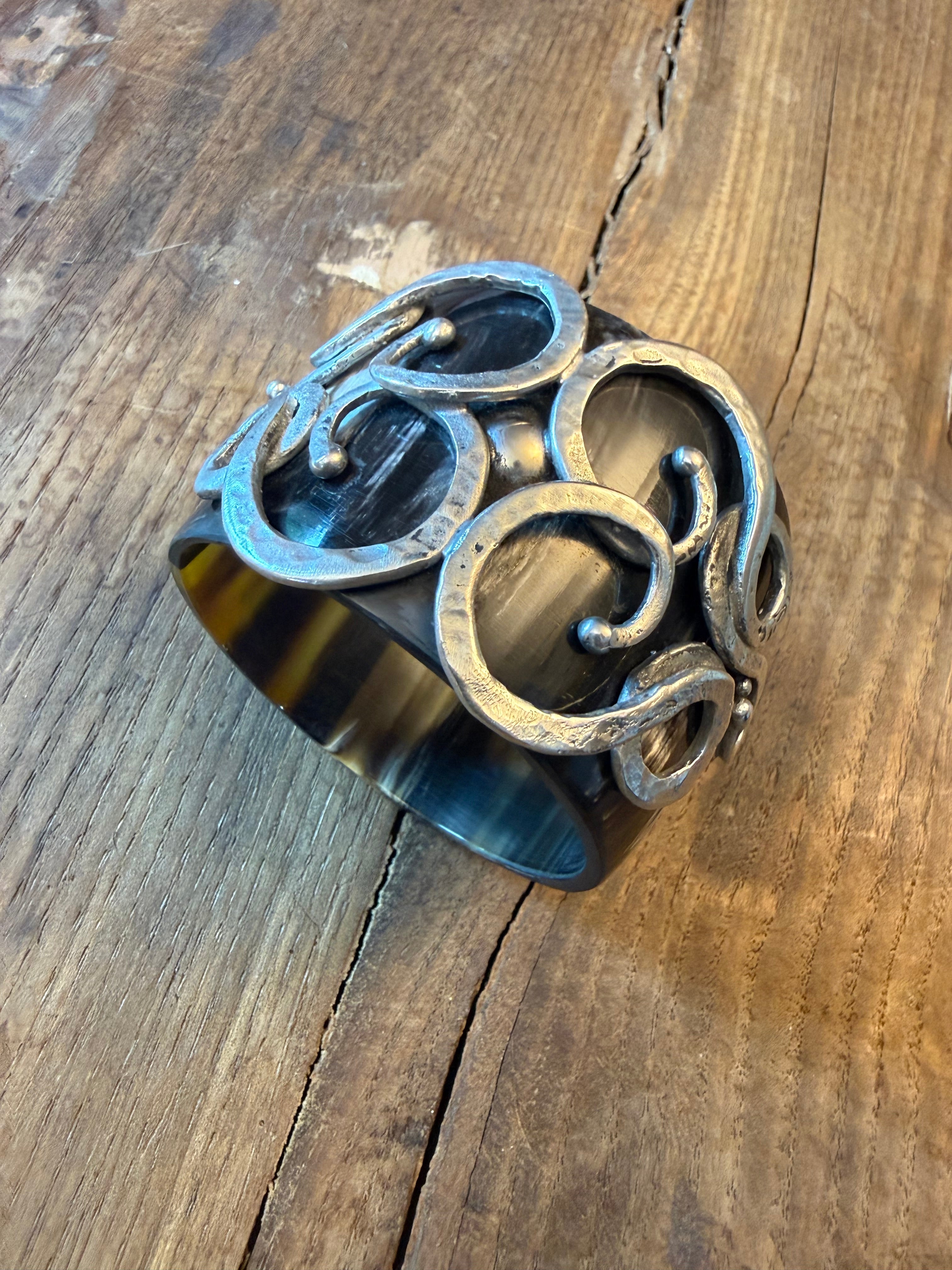 VOLTEGGIO BRACCIALE