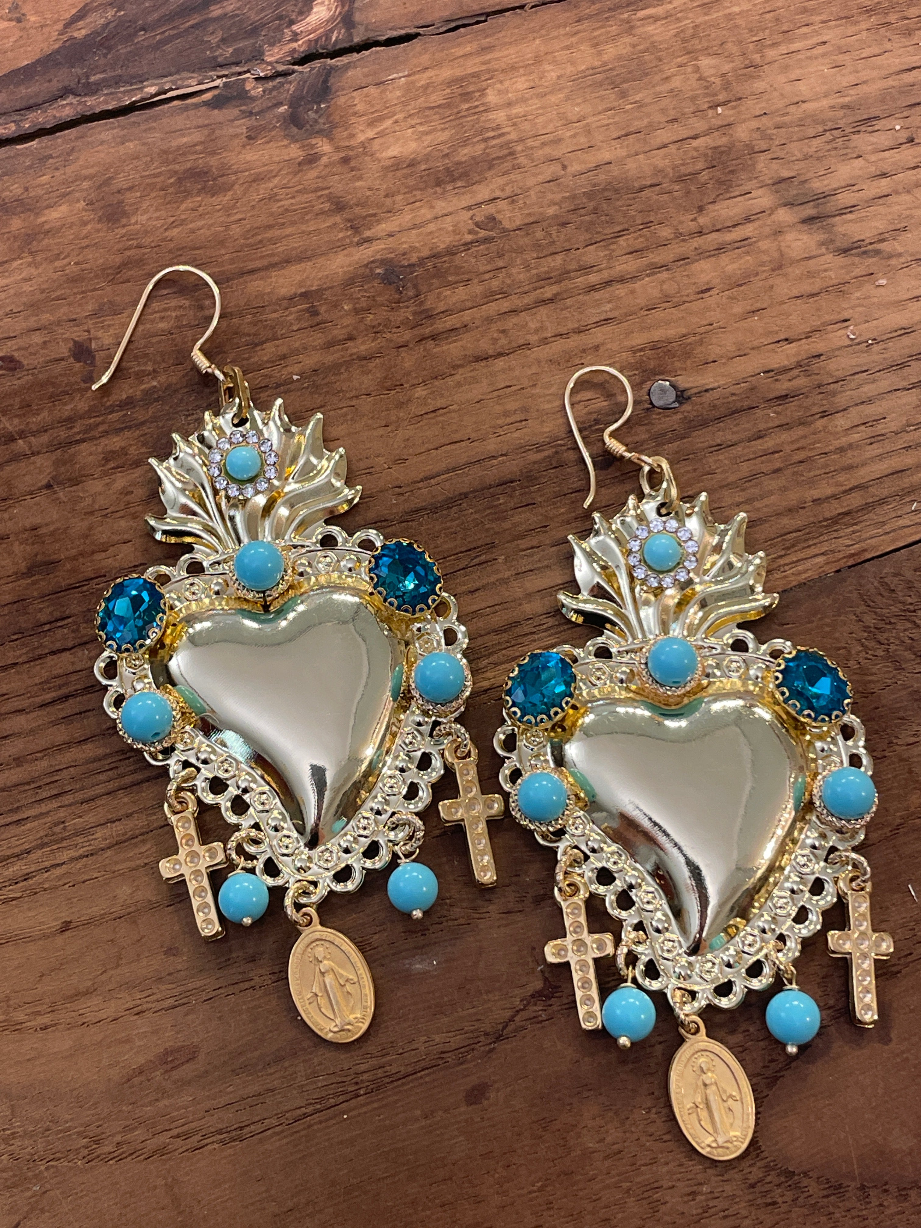 TURQUOISE SACRED HEART