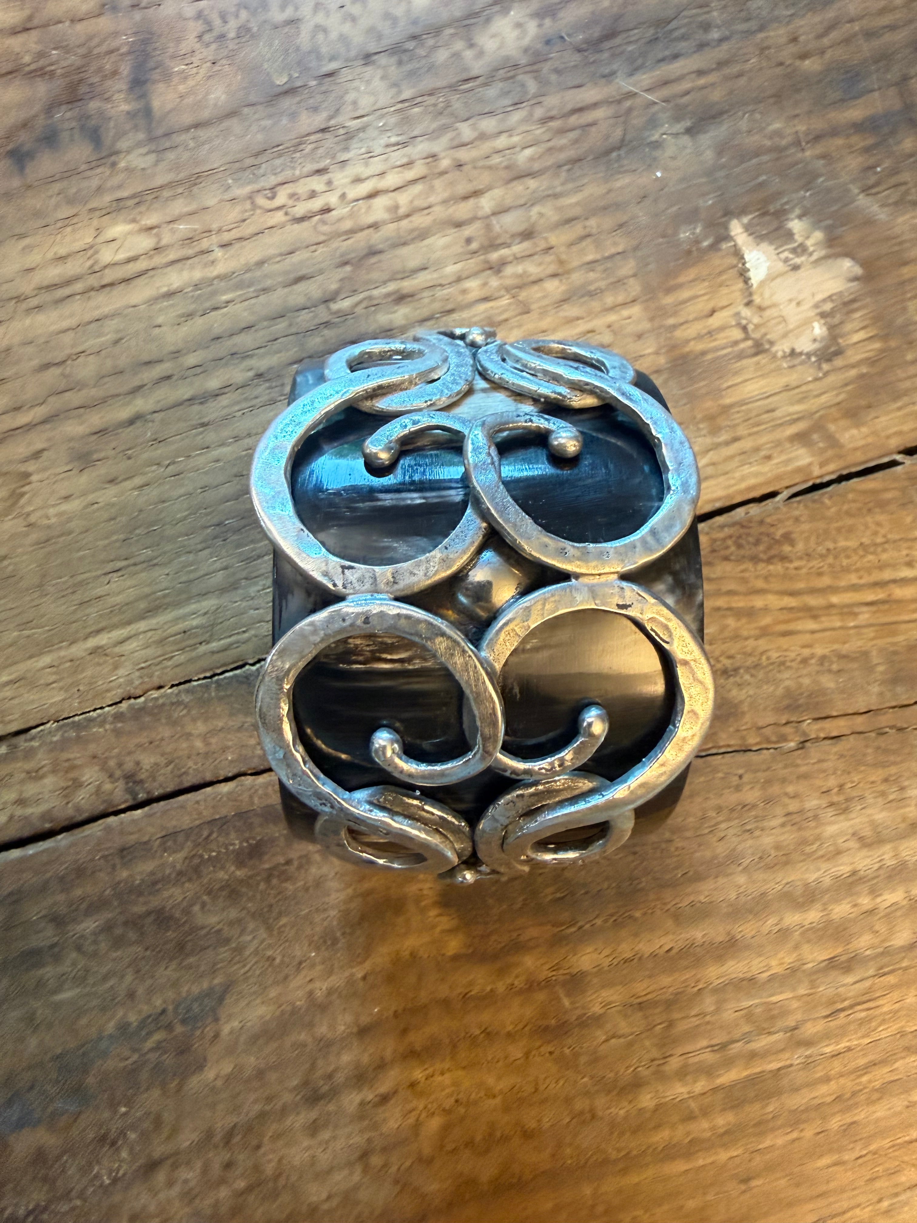 VOLTEGGIO BRACCIALE