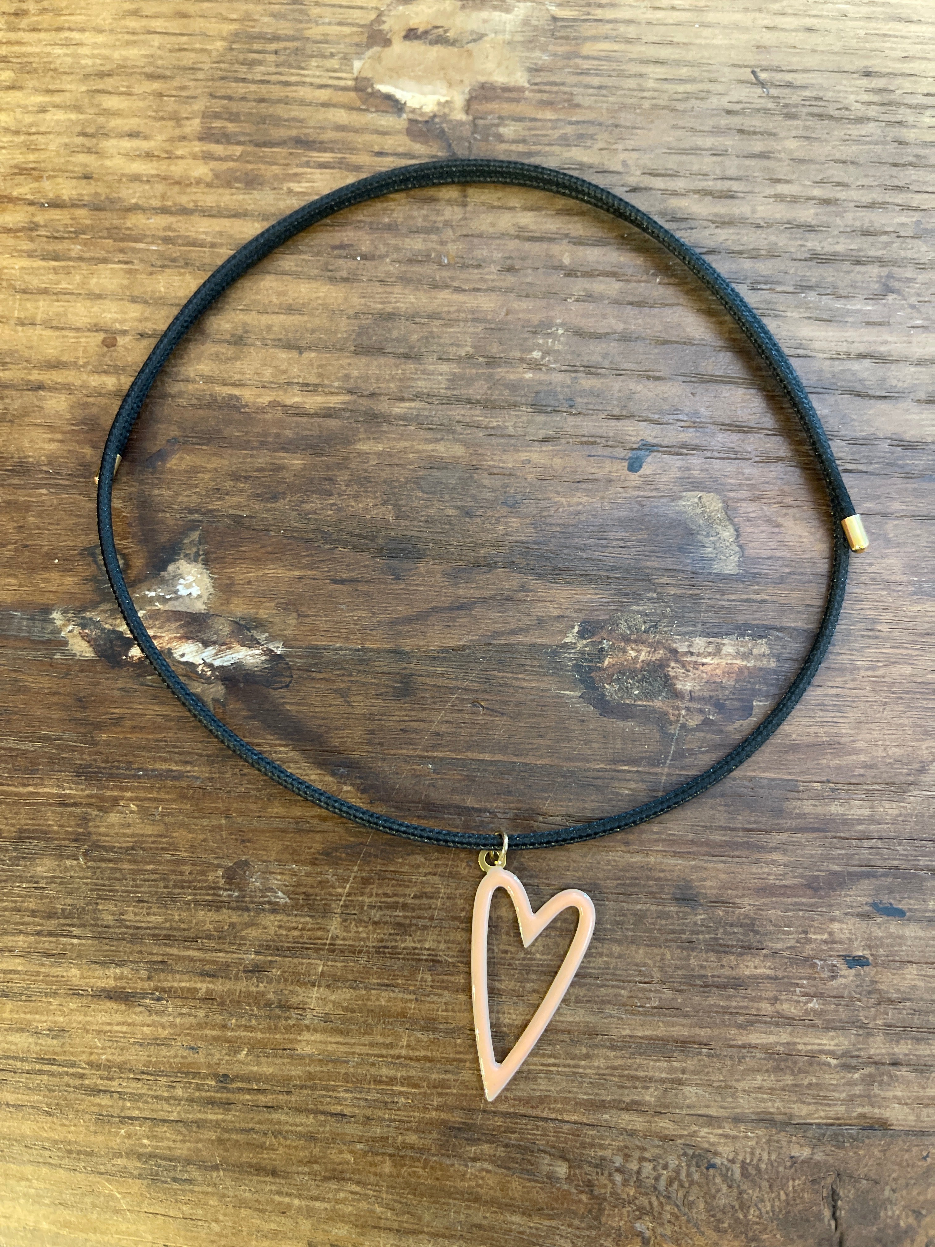 MAGNETIC CHOKER con CUORE