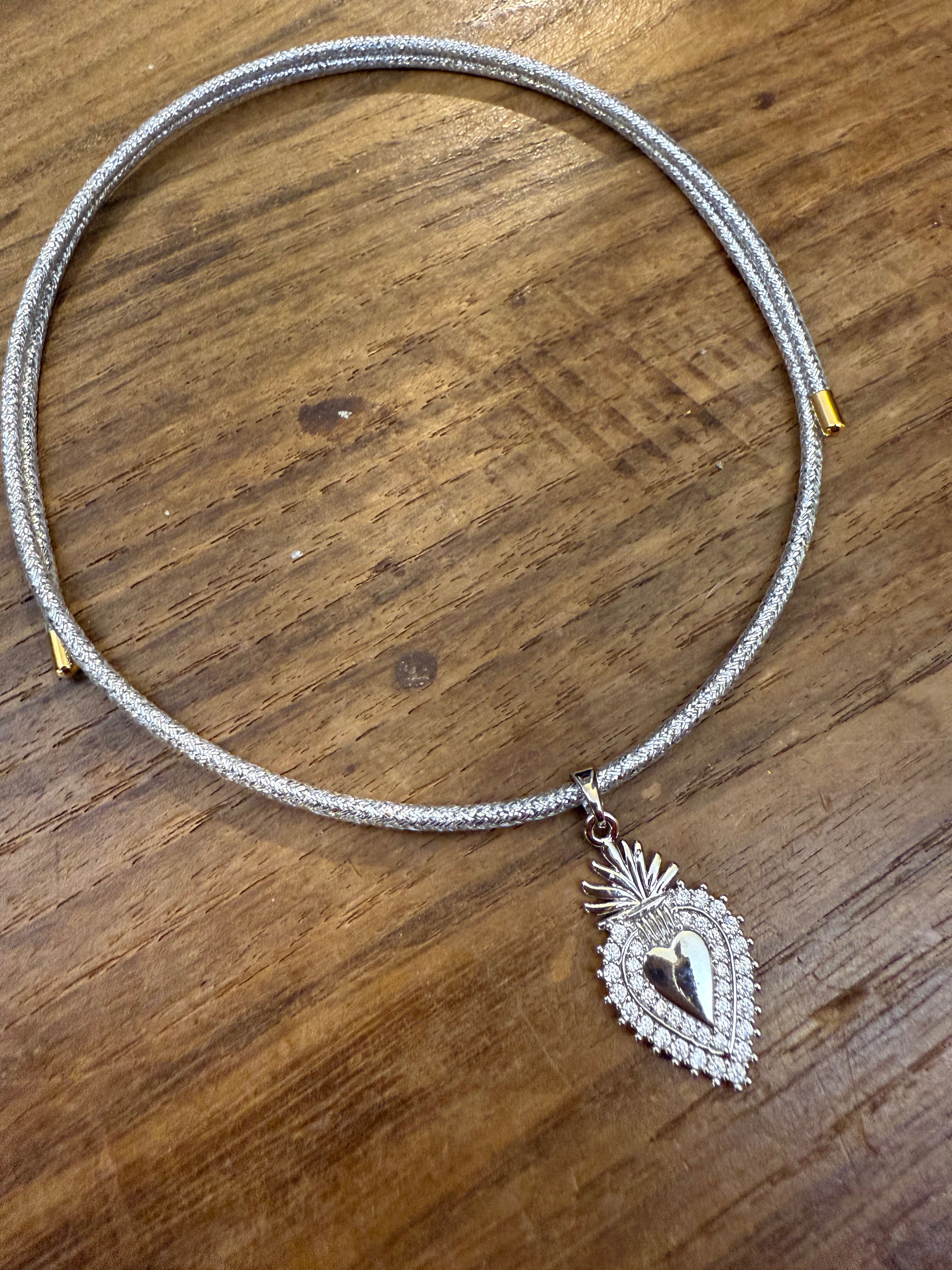 MAGNETIC SACROCUORE SILVER