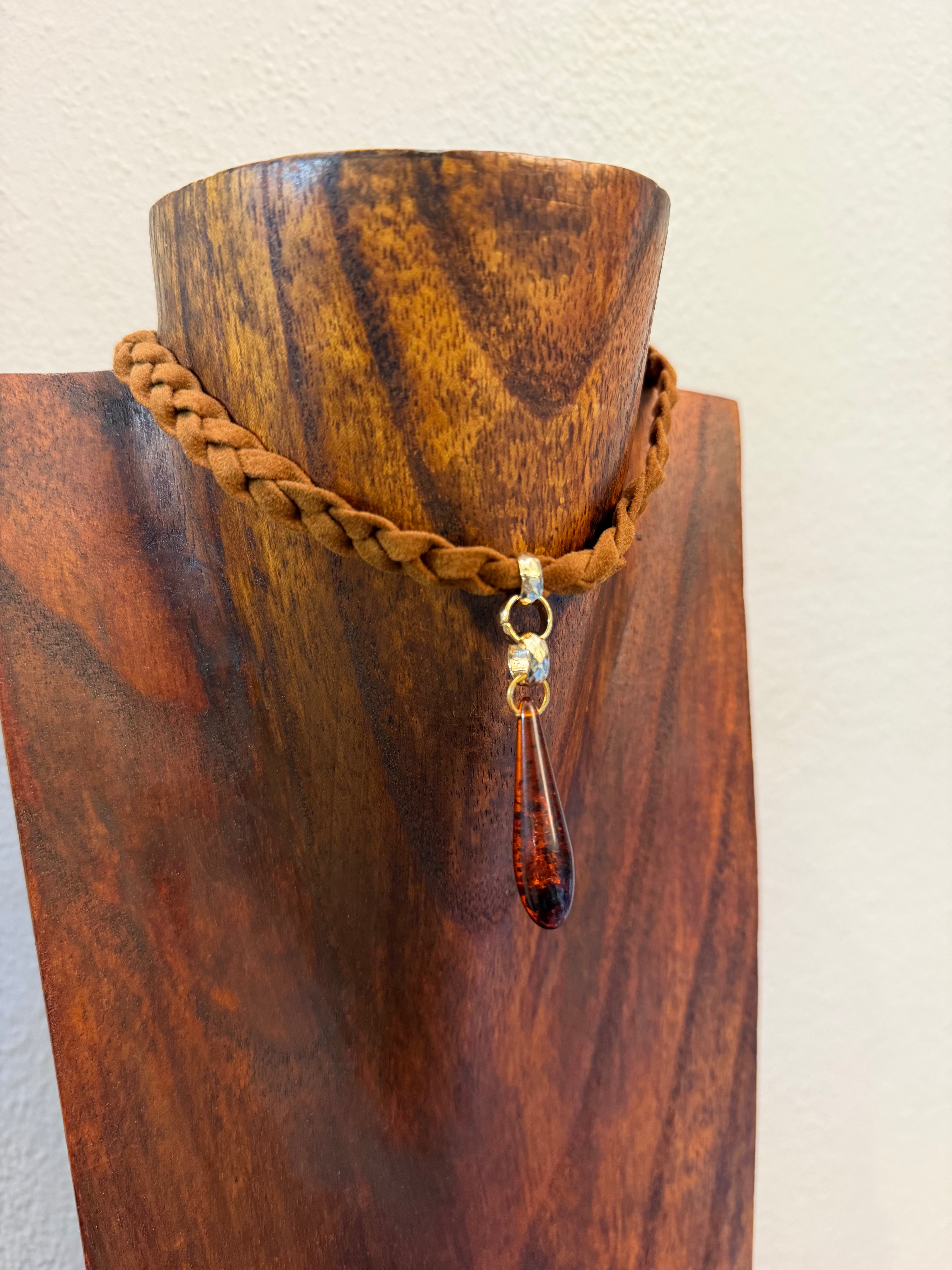 CHOKER DROP