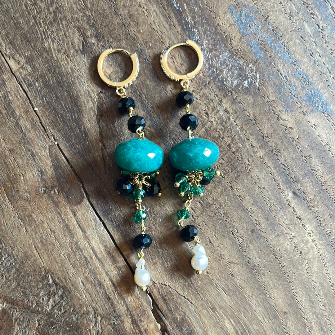 BOUCLES D'OREILLES NOUÉES